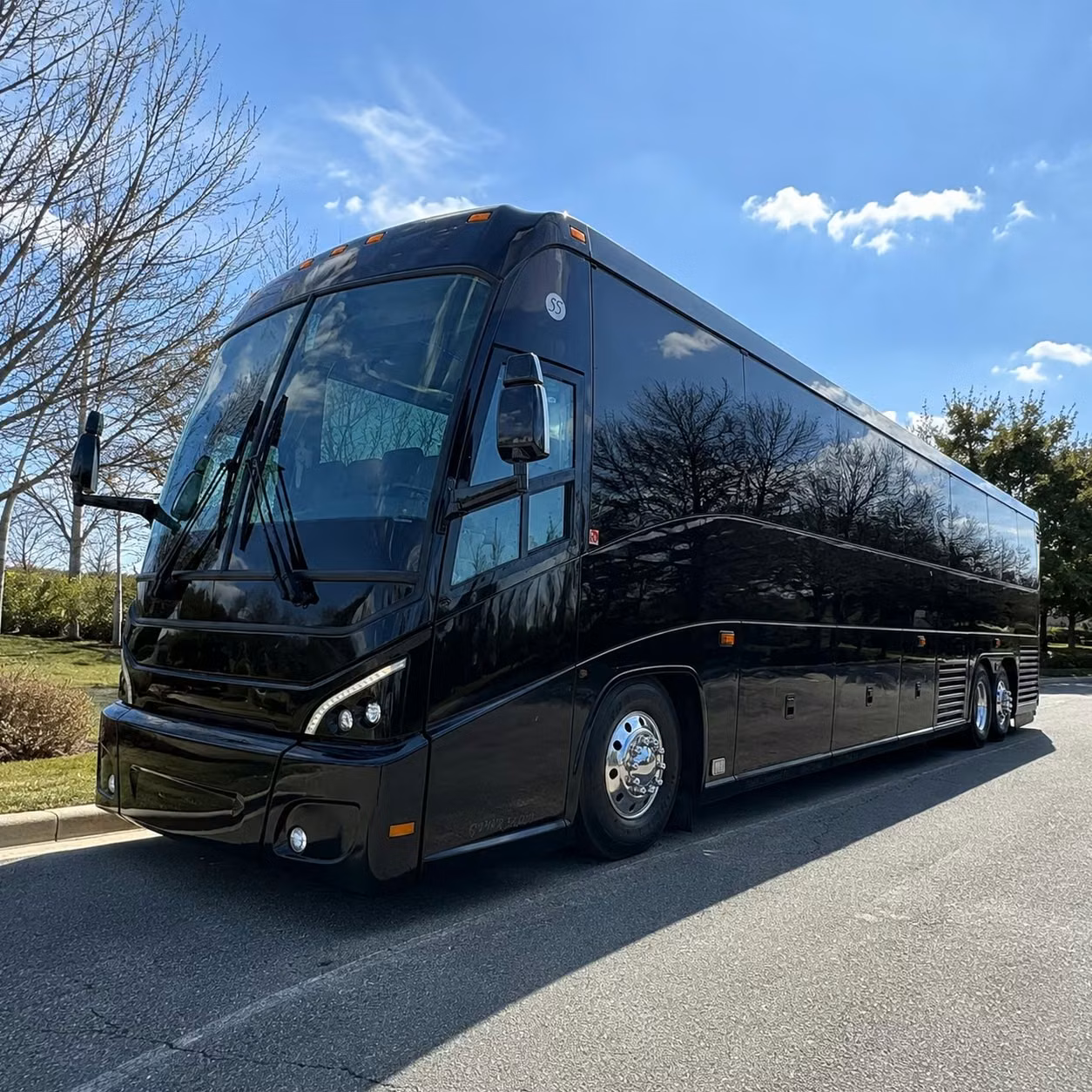 charter bus rentals for military installations near tamarac