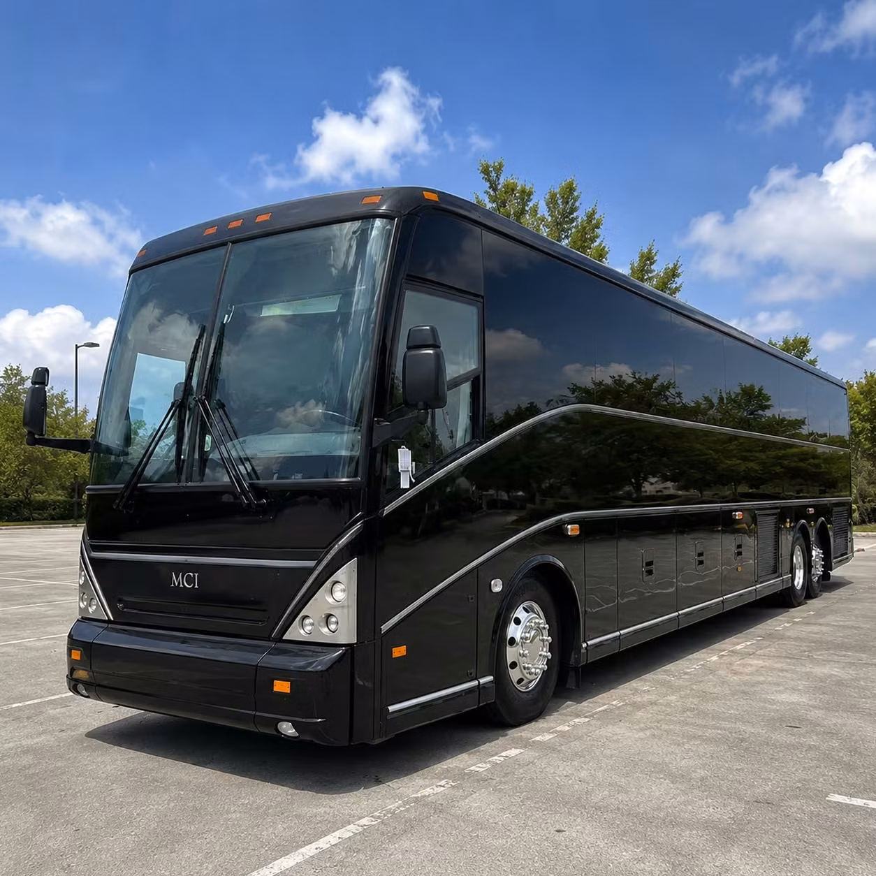 corporate charter buses for tamarac team building events and offsites
