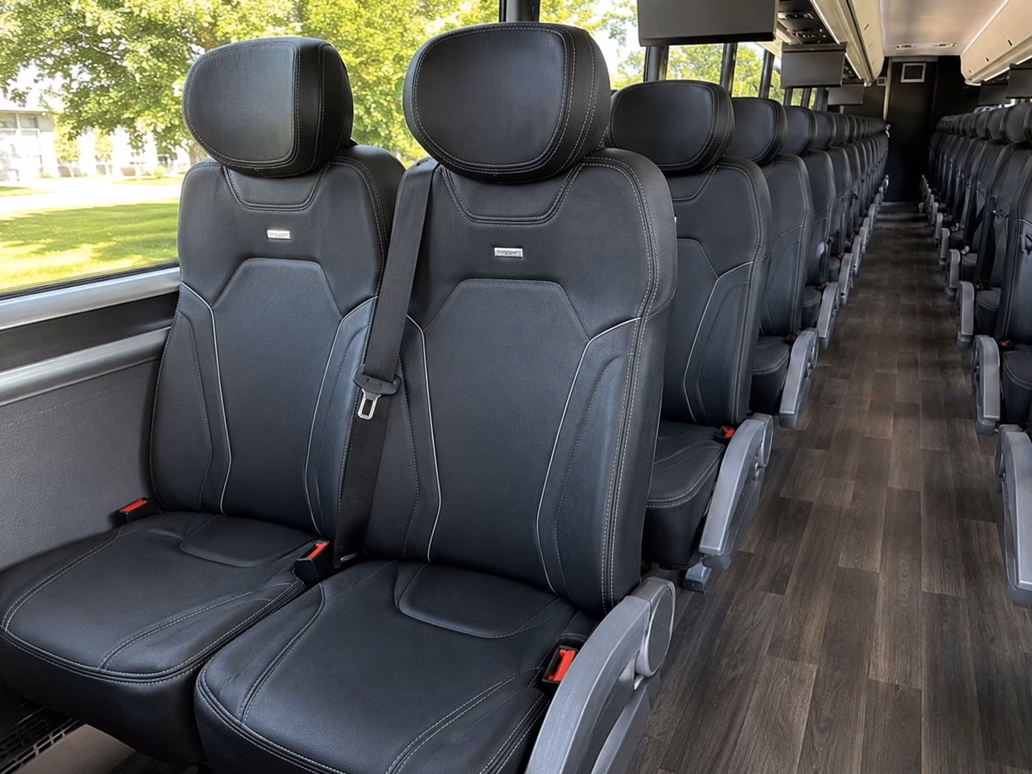 guest shuttle services between tamarac hotels and wedding venues