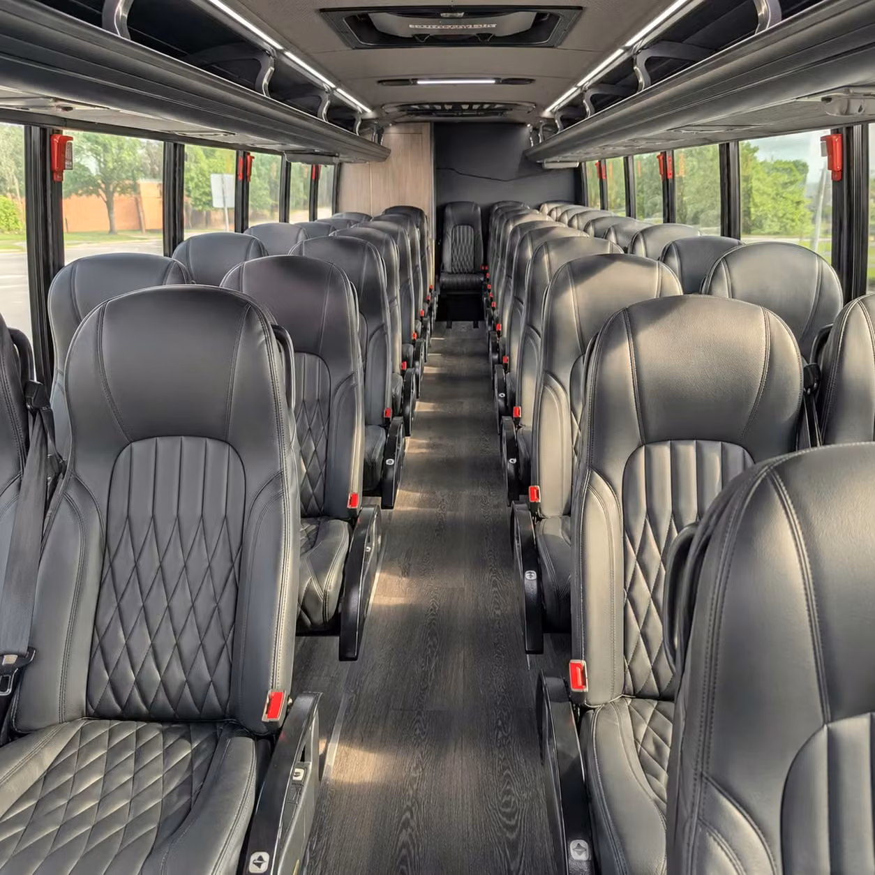 tamarac 28 passenger minibus rental