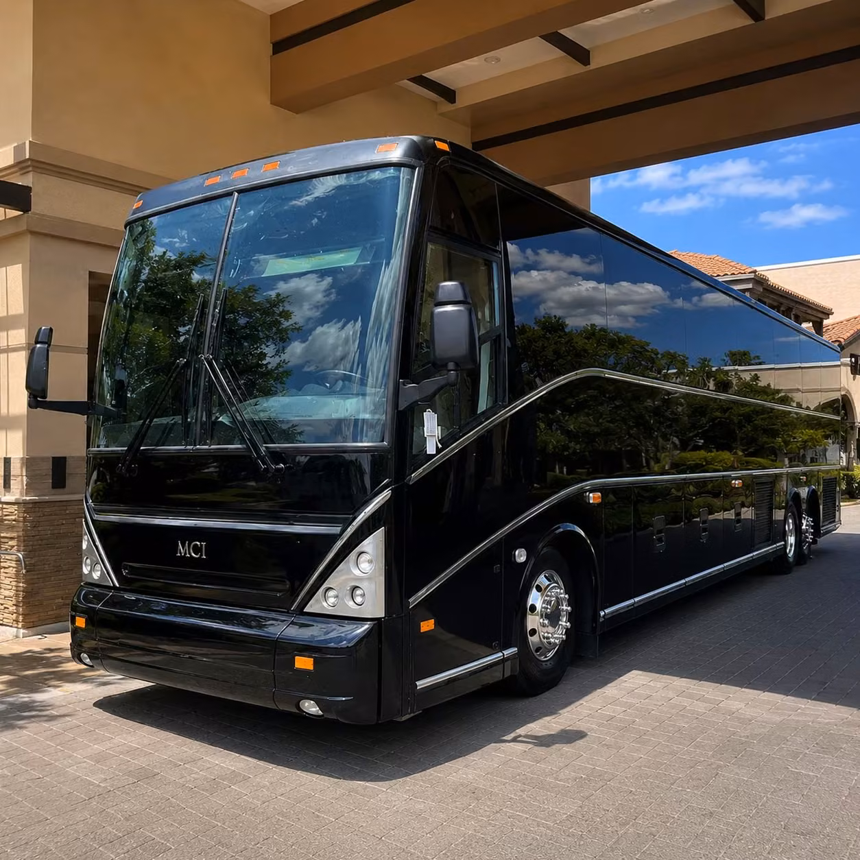 tamarac employee shuttle services that keep your team moving
